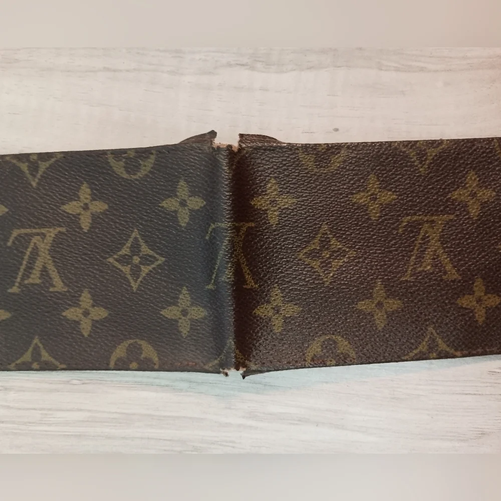LOUIS VUITTON Monogram Porte Billet Carte Credit Marco